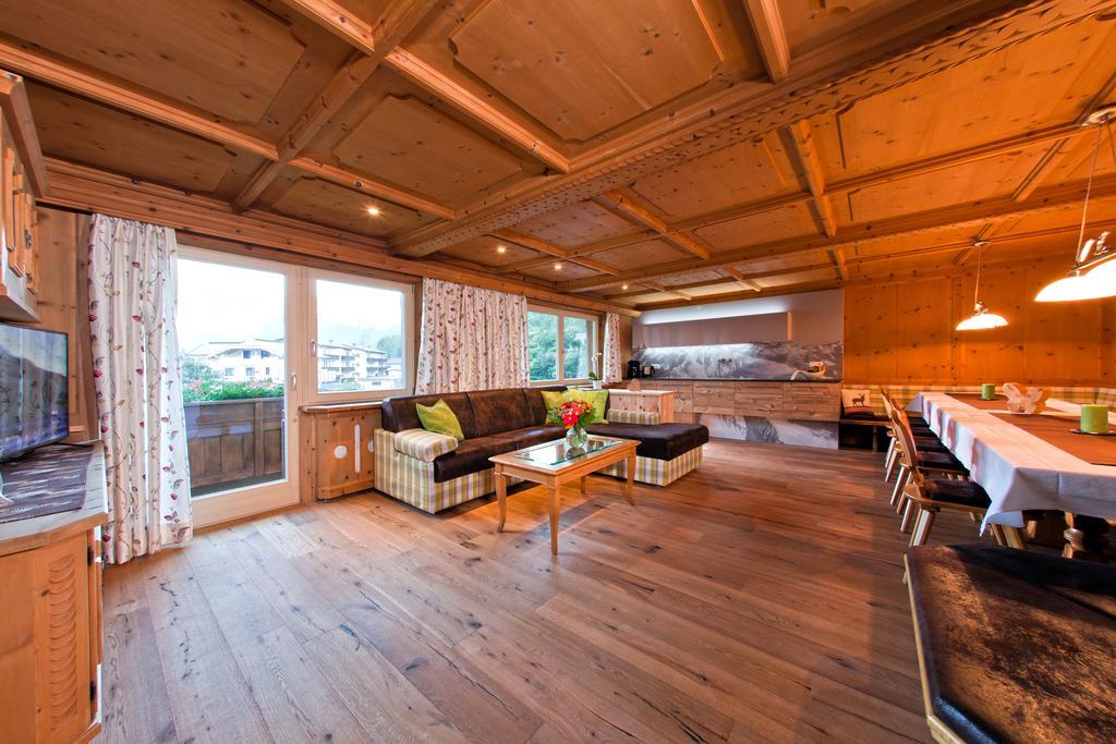 Chalet Tschallener Рид-им-Оберинталь Номер фото